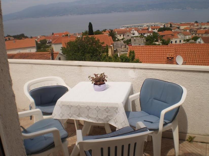 Apartmani Vesna Supetar Exterior photo